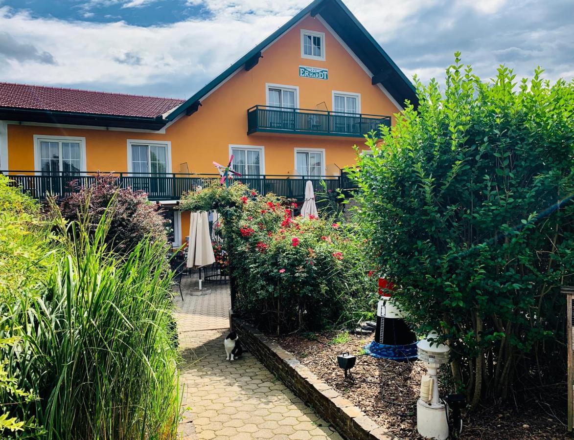 Landhotel Erhardt Bad Waltersdorf Eksteriør bilde